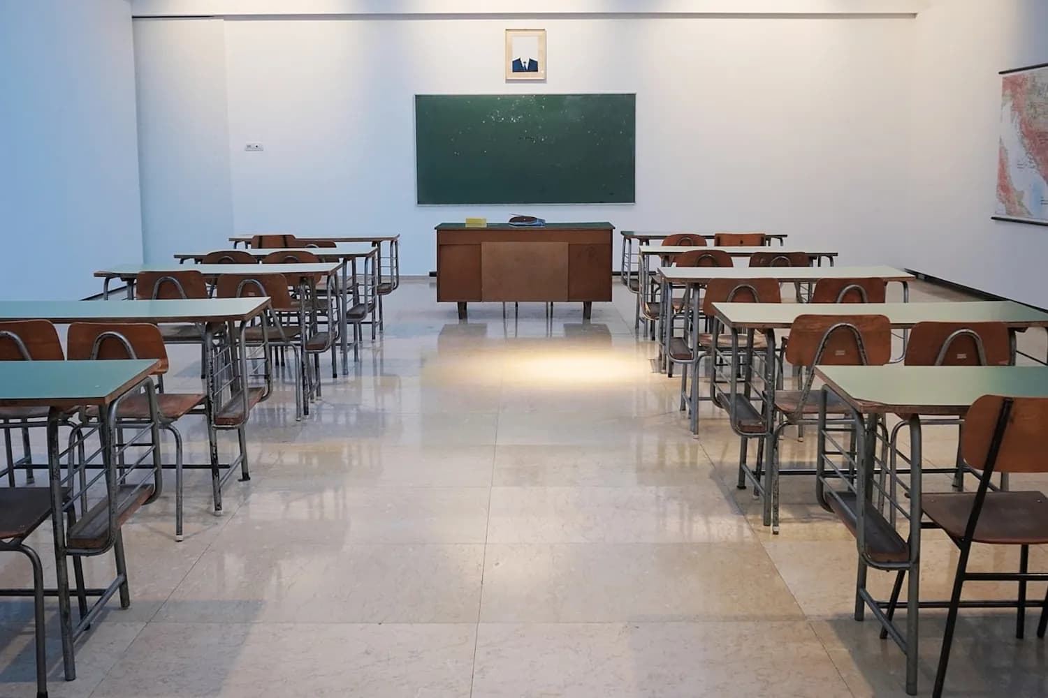 نظافة المدارس والجامعات